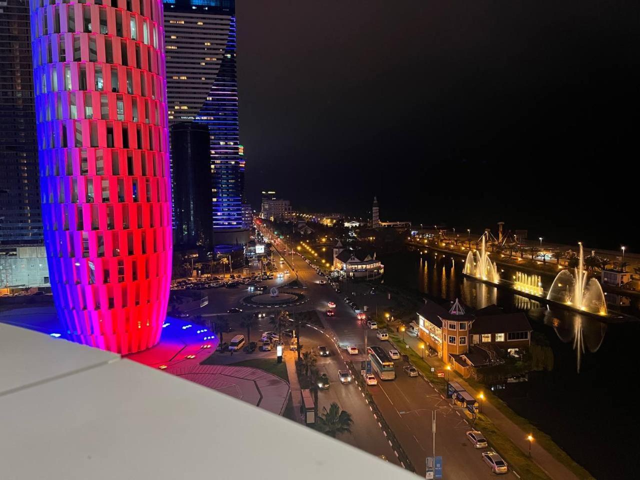 Ng Premium Apartments In Alliance Palace Batumi Exterior photo